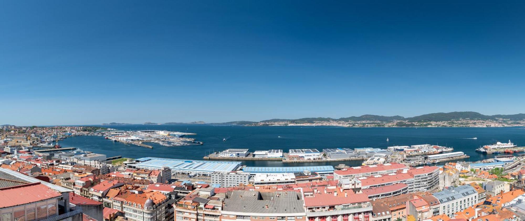 Appartement El Atico De La Ria à Vigo Extérieur photo
